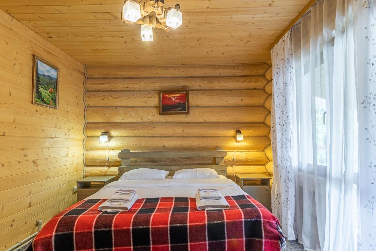 Konopka Guest House บูโคเวล ภายนอก รูปภาพ