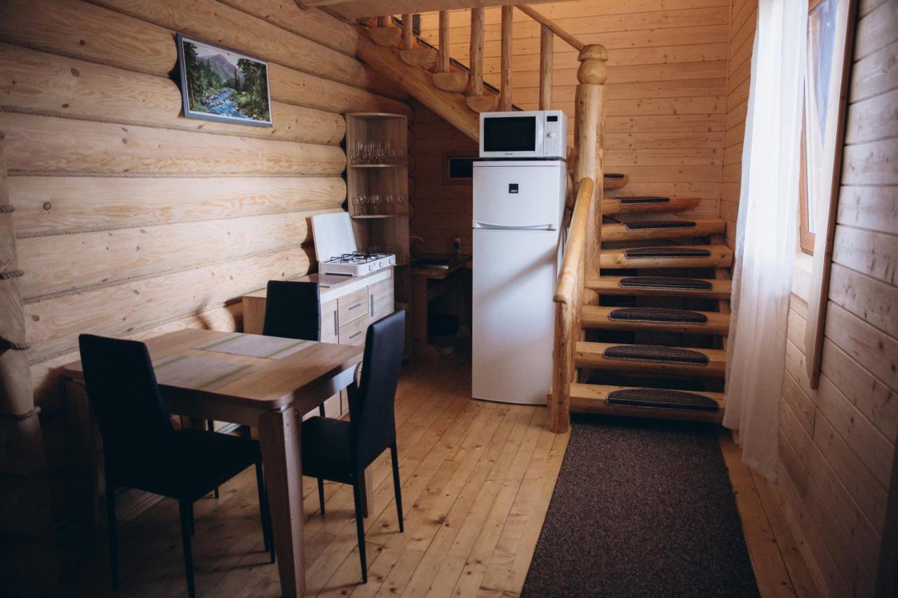 Konopka Guest House บูโคเวล ภายนอก รูปภาพ