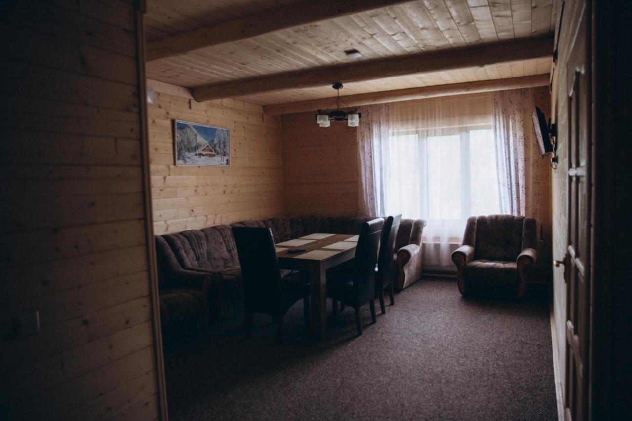 Konopka Guest House บูโคเวล ภายนอก รูปภาพ