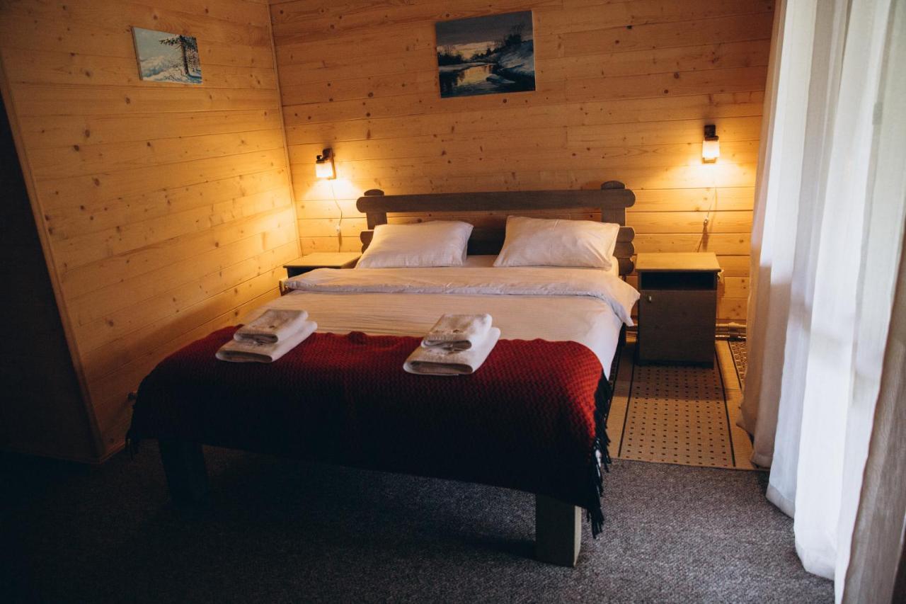 Konopka Guest House บูโคเวล ภายนอก รูปภาพ